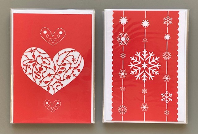 12 Weihnachtliche Lasercut-Karten